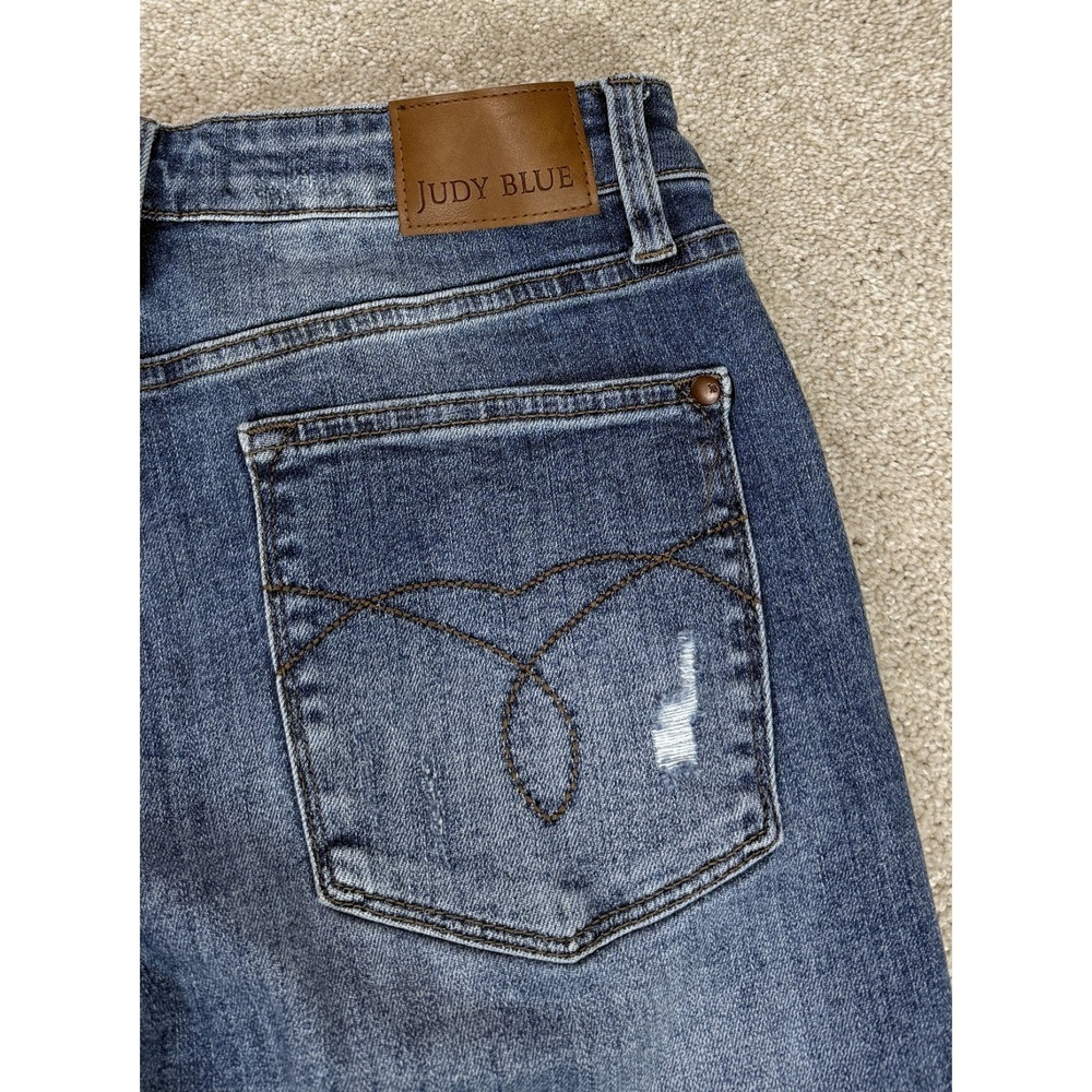 Judy Blue Women's 11/30 Wide Crop Leg Stretch Denim Blue Jeans Distressed - Picture 8 of 8